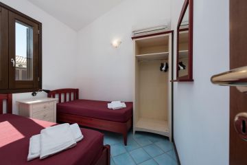 Appartamento primo piano in residence con balconi