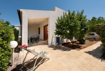 Villa con 6 posti letto e giardino privato
