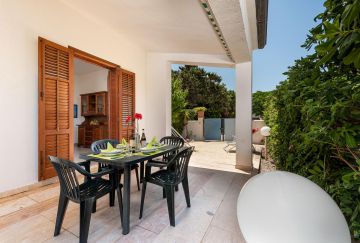 Villa con 6 posti letto e giardino privato