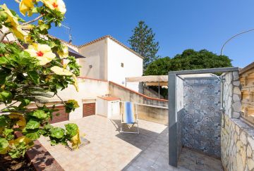 Villa con spazio esterno esclusivo e 4 posti letto